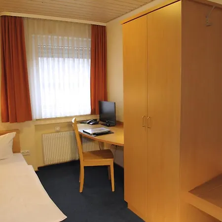 Hotel Goldener Karpfen-3